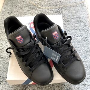 K-Swiss men’s sneakers